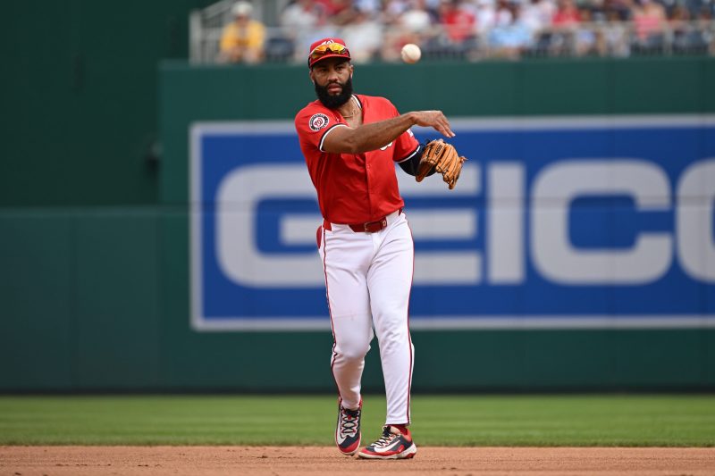 Yankees send two prospects to Nationals for utility player