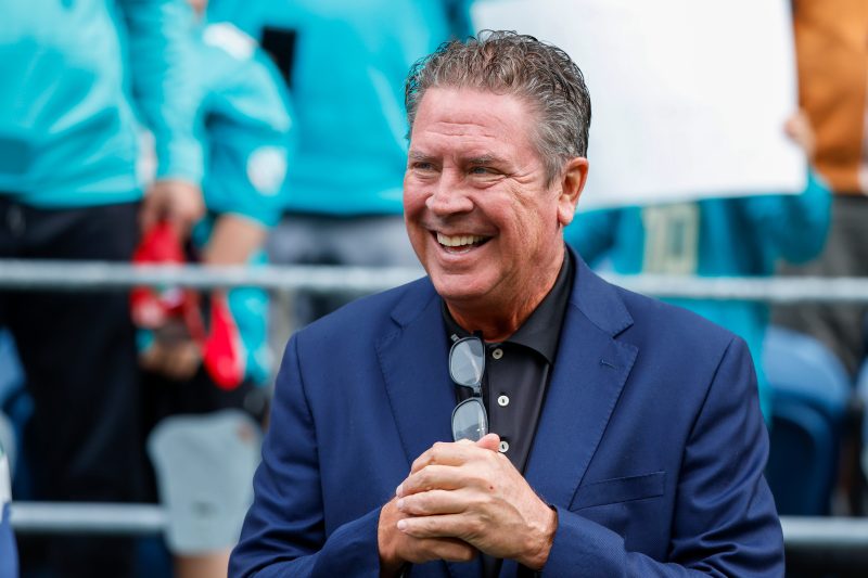 Hall of Fame quarterback reveals liver disease diagnosis