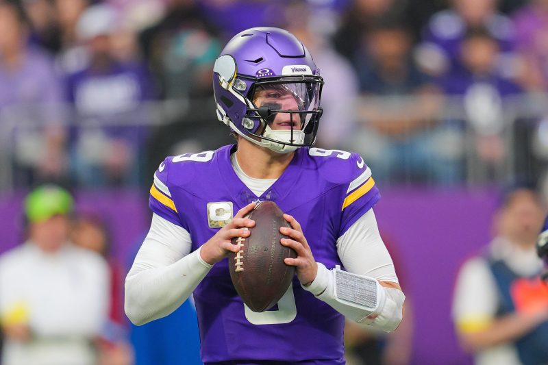 Fantasy football rankings for Week 15 of 2025 season