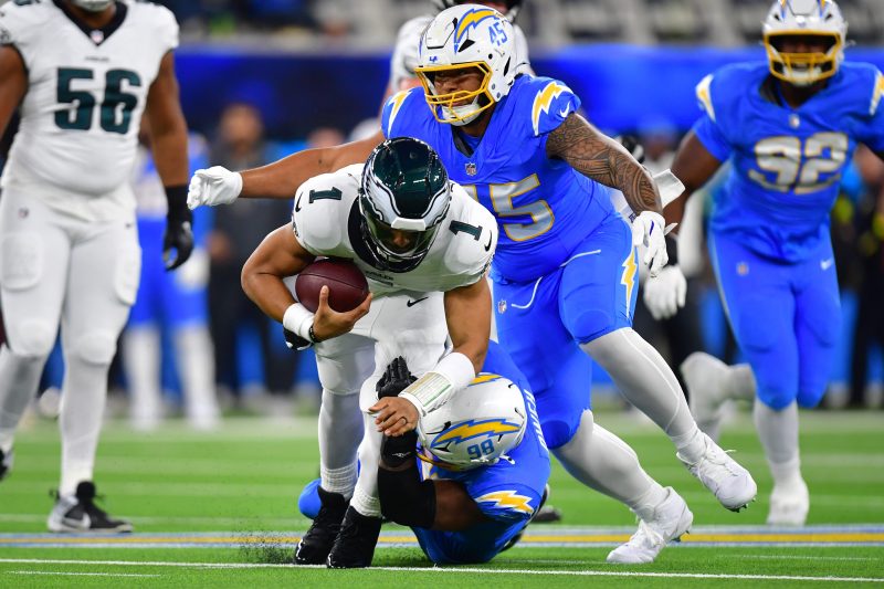 NFL playoff picture: Eagles’ latest stumble keeps Cowboys’ hopes alive