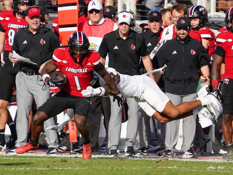 Louisville bench retaliates against perceived late hit by Toledo