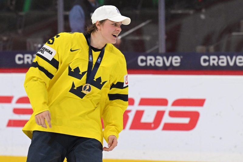 NHL mock draft: There’s a new No. 1 in mid-January projection